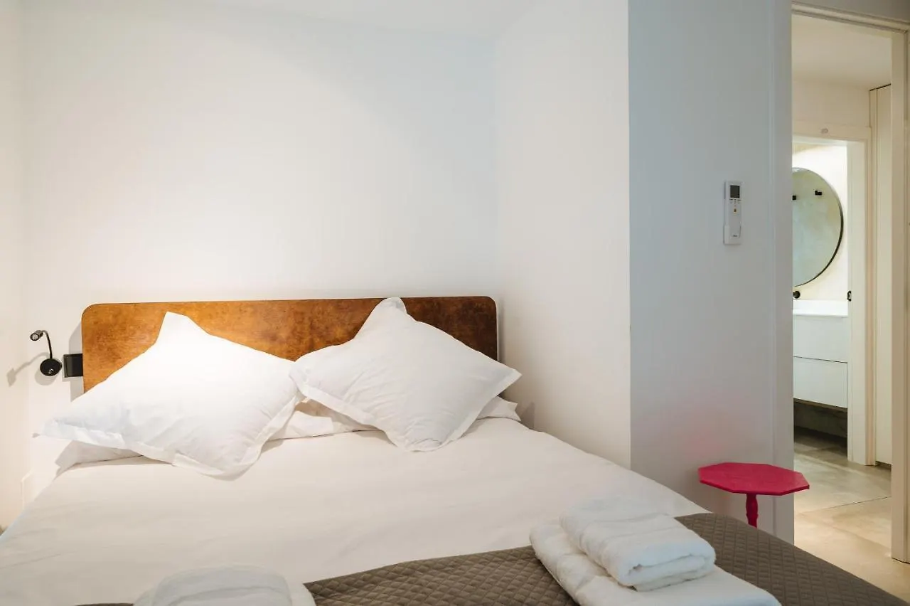 Apartamentos Montevideo 6 Seville 0*,