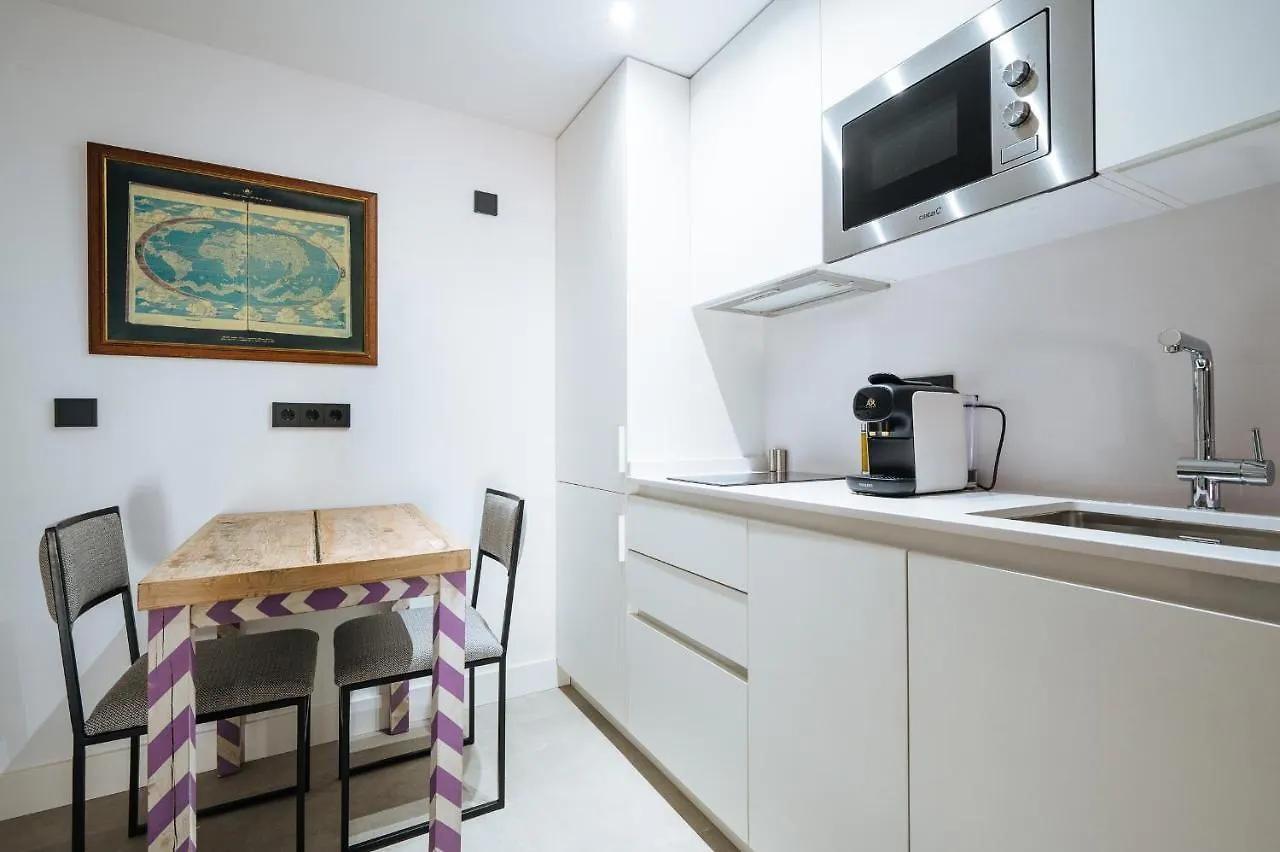 Apartamentos Montevideo 6 Seville 0*,  Spain